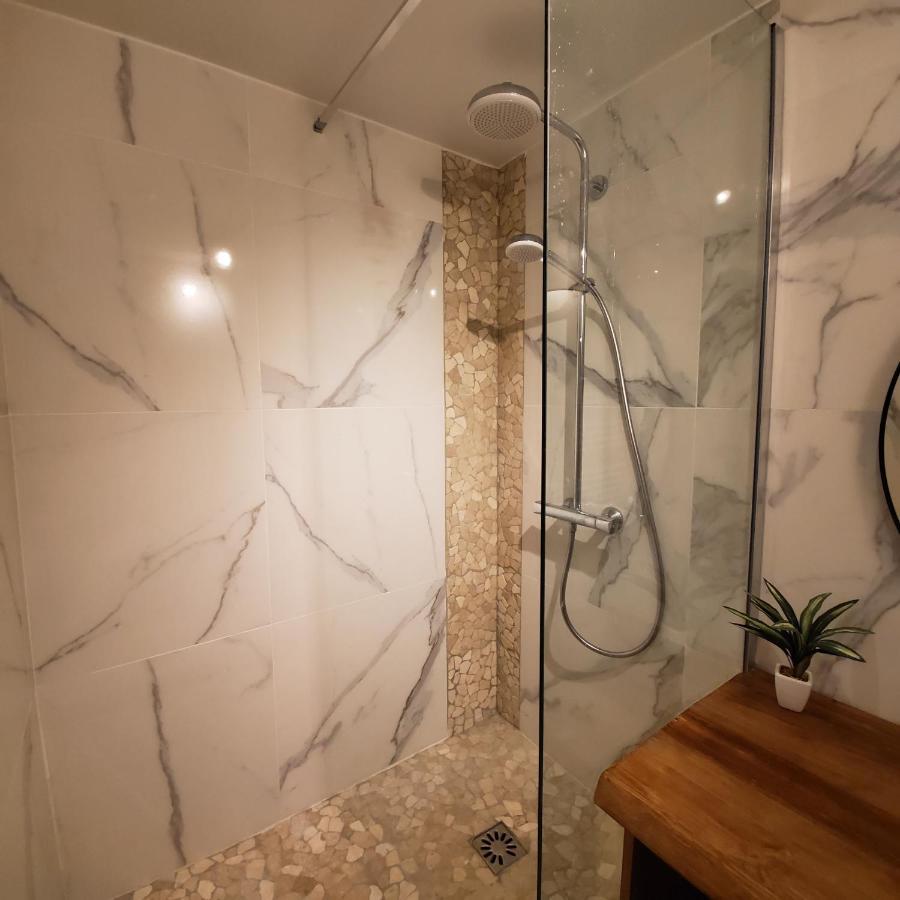 Appartamento Joli T4 rénové climatisé entre St Charles/le Vieux-port Marsiglia Esterno foto